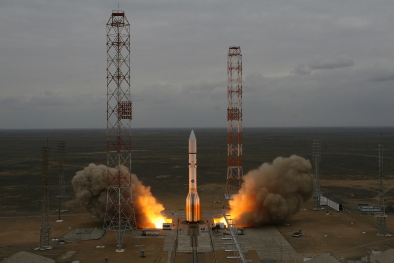  Старт ракеты-носителя «Протон-М» с аппаратом ExoMars-2016. Фото Роскосмоса 